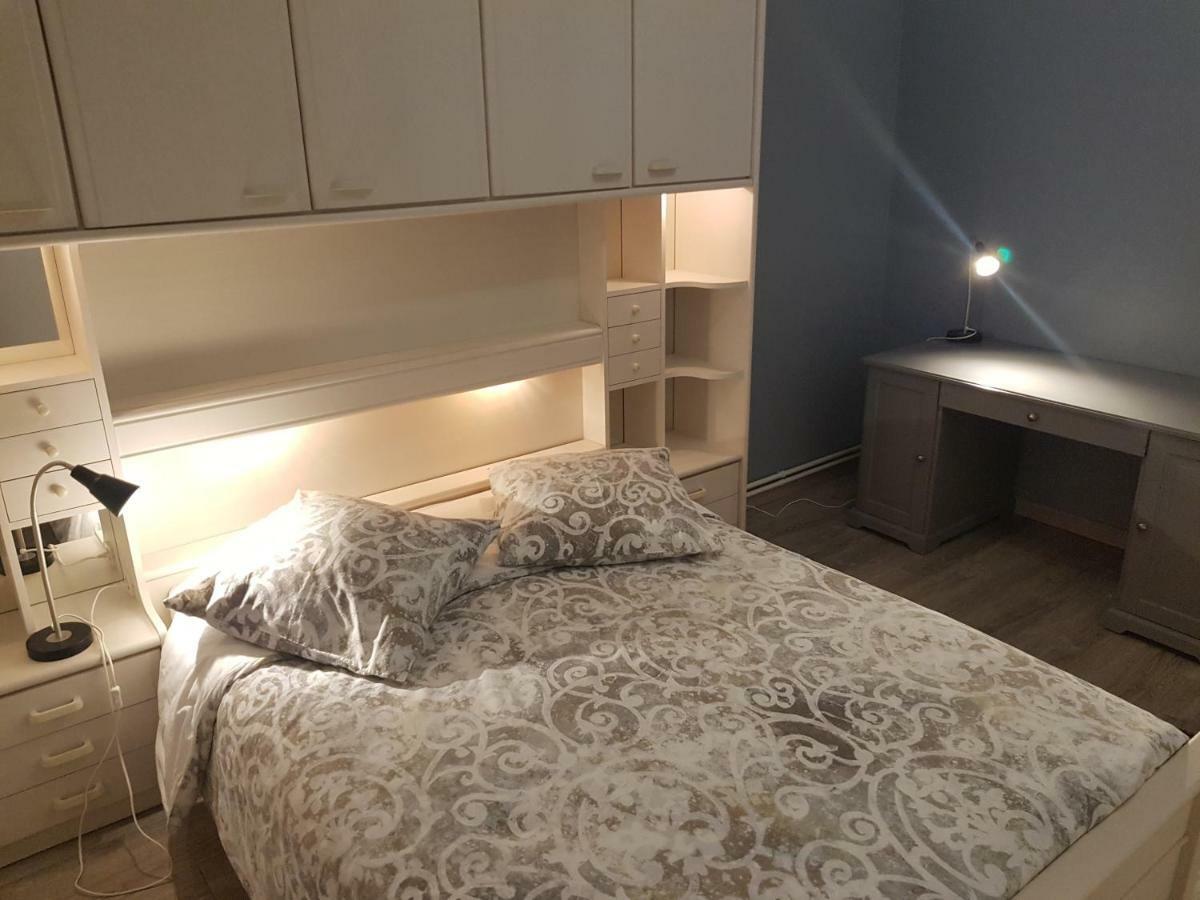 Bedinreims Burgundy Bottle Free Parking&wifi Free Ideal 4 à 8 Adultes Appartement